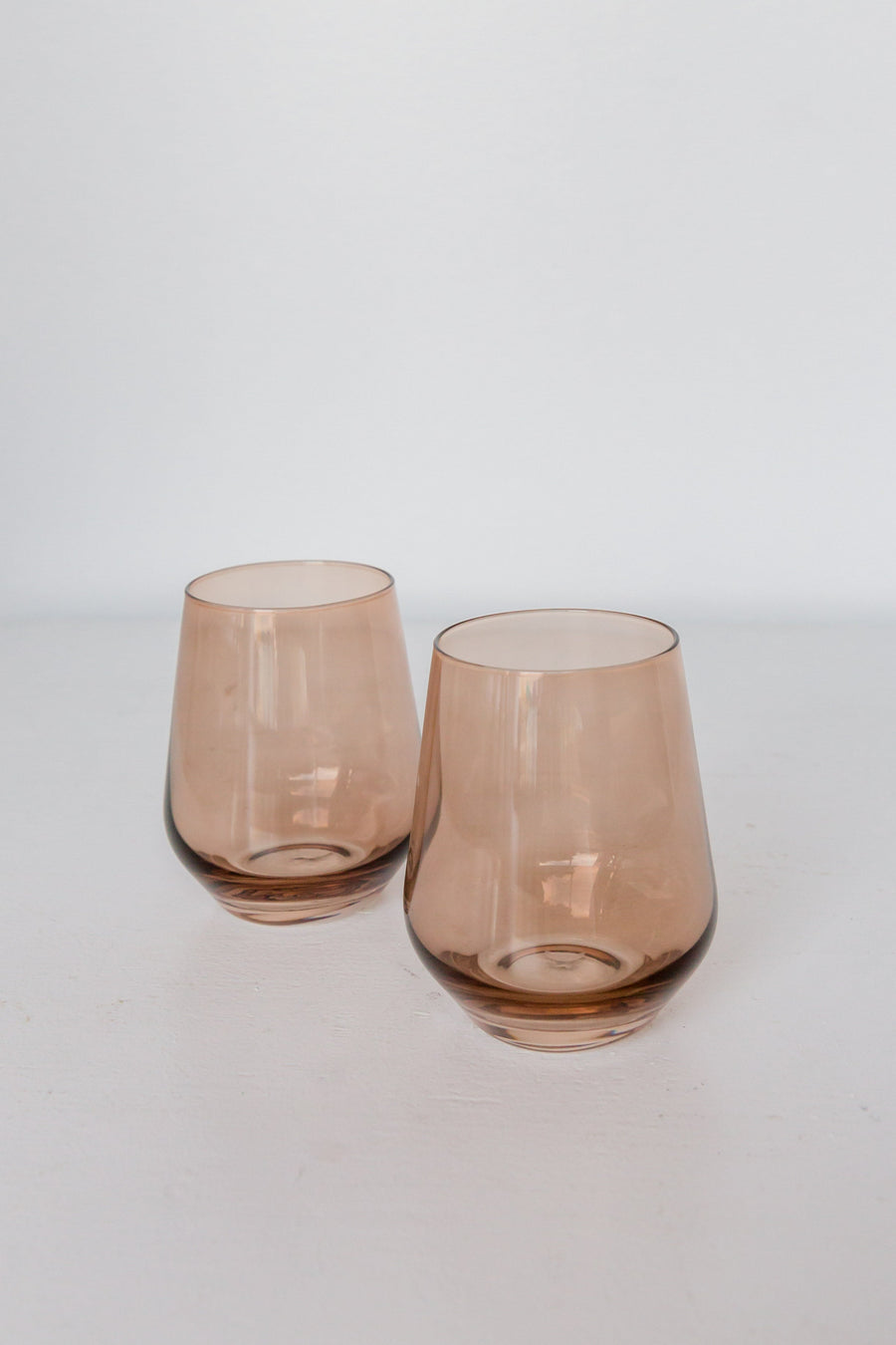 Rich mocha and fine wine pairing for an elegant tasting experience