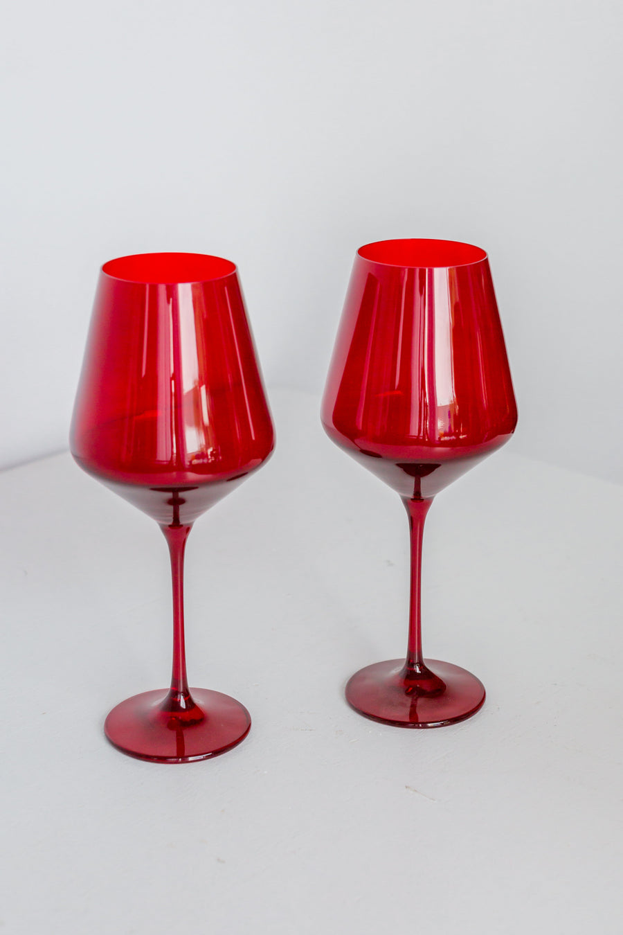 Elegant colored wine glass in fine stemware, enhancing the visual appeal of your table setting